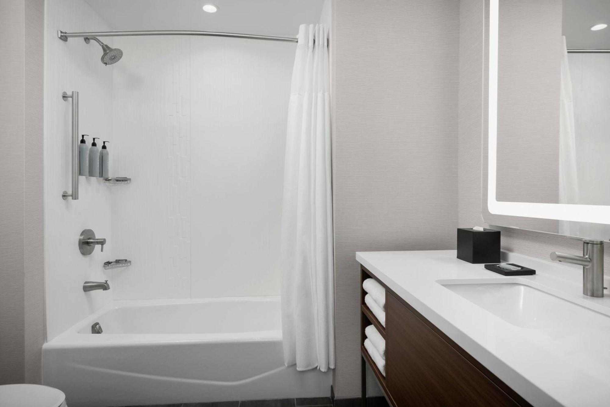 Courtyard By Marriott Bozeman Hotel ภายนอก รูปภาพ